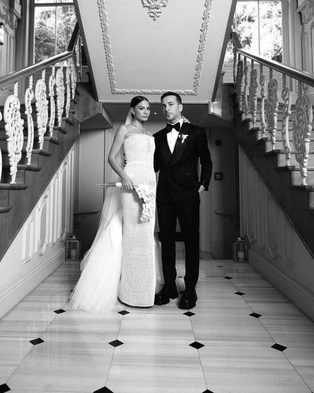 Demet Özdemir, eşi Oğuzhan Koç ile kavga edip evi terk ettiği iddiasını yalanladı