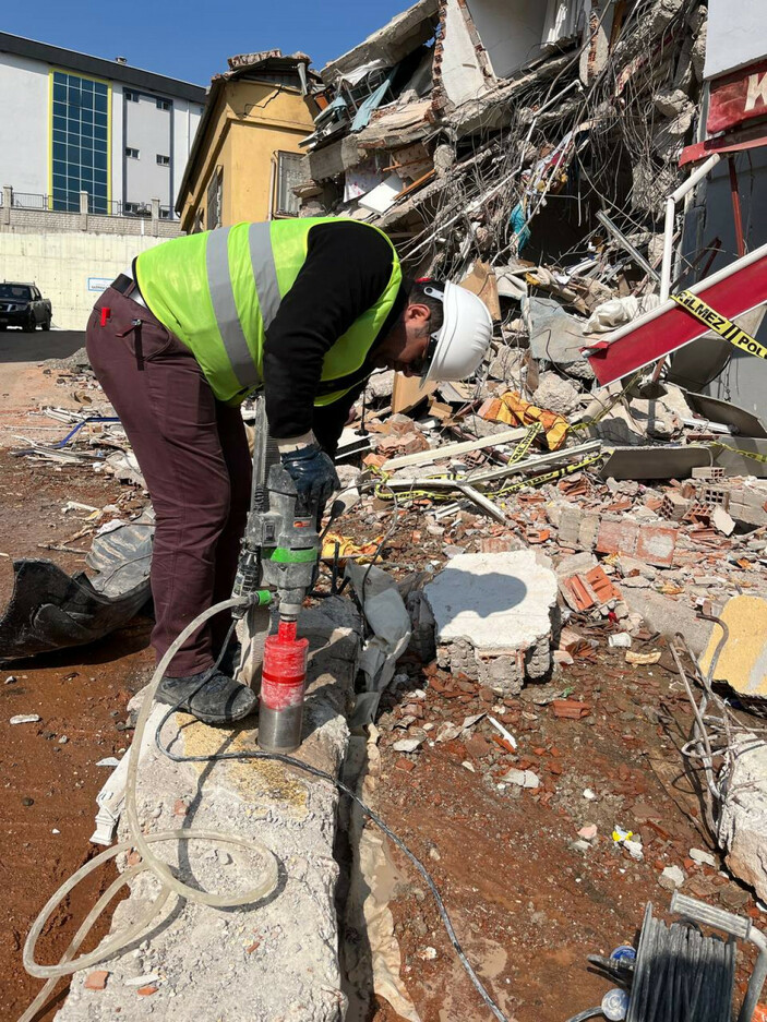 Deprem bölgesinde hasar tespitine katılan mühendisler izlenimlerini anlattı