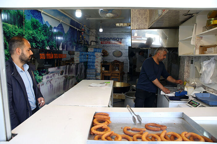 Deprem bölgesinde hizmete giren yerler artıyor... Adıyamanlı esnaf kepenk açtı