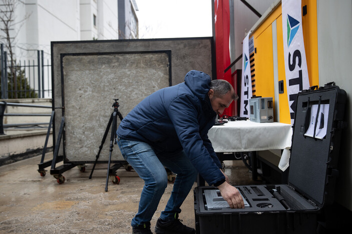 Depremde hayat kurtaran radara talep arttı
