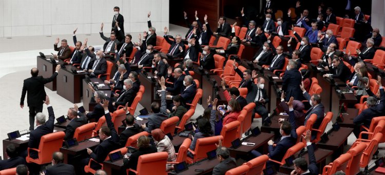 Dev yapılandırma yasalaştı! Borcu olana 48 ayda ödeme imkanı geldi