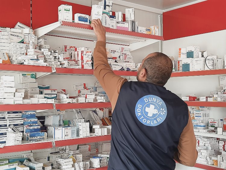 Dünya Doktorları binlerce kişiye şifa oluyor