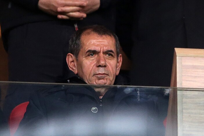 Dursun Özbek'ten büyük isyan: Bize penaltı vermeyip, Fenerbahçe'ye veriyorlar