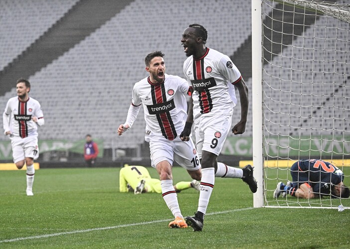 Fatih Karagümrük, serisine devam ediyor