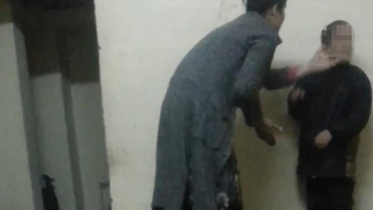 Gaziantep'te çocuklarına şiddet uygulayan annenin o anları kamerada