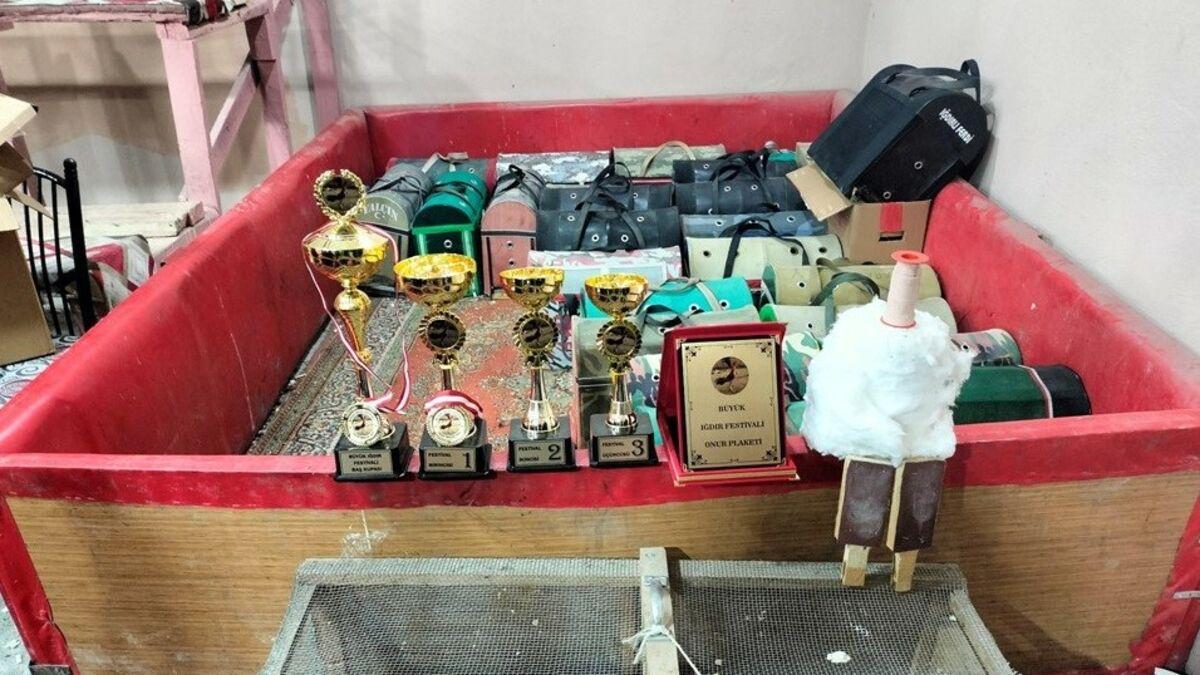 Iğdır’da jandarmadan horoz baskını: 102 kişi yakalandı