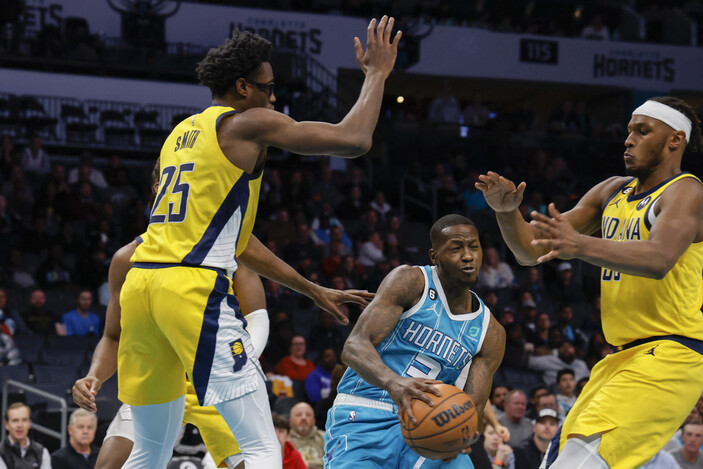 İki uzatmaya giden maçta Chicago Bulls, Philadelphia 76ers'ı yendi