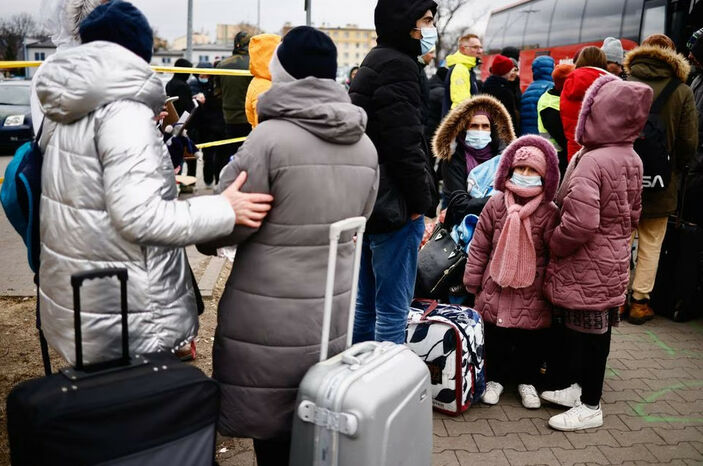 İngilizlerin çoğu, Ukraynalı mültecilere ev sahipliği yapmaktan yana