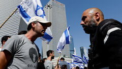 İsrail'de halk, Netanyahu’nun yargı düzenlemesine karşı sokağa çıktı