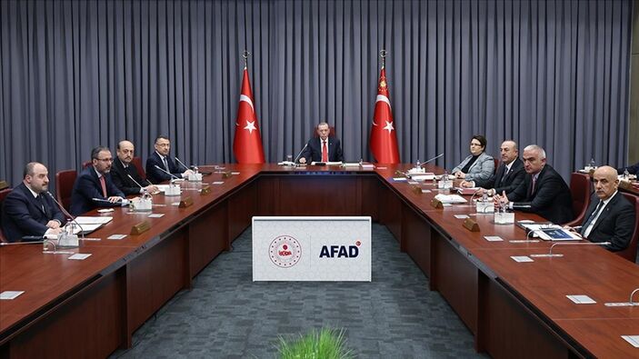 Kabine yarın toplanıyor! İlk gündem seçim tarihi ve deprem