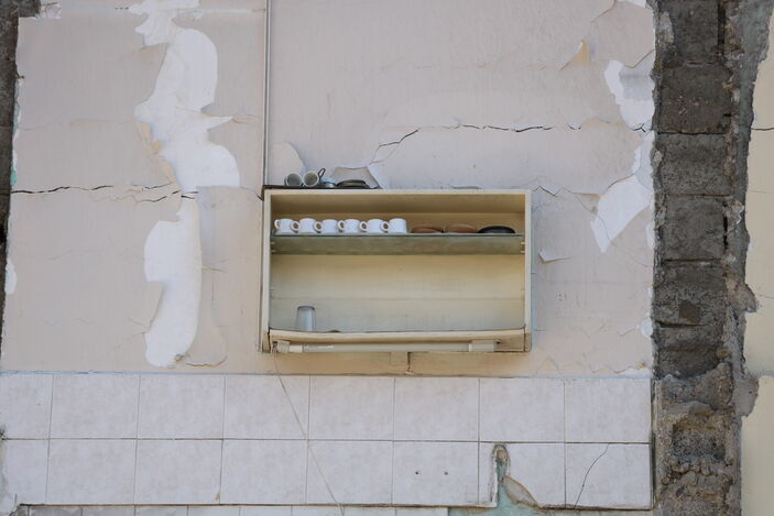 Kahramanmaraş'ta büyük deprem anında fincan takımı yerinden oynamadı