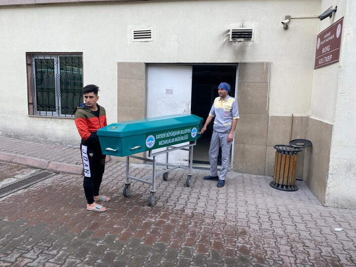 Kahramanmaraş'ta depremden 111 saat sonra yaralı çıkarılan bir kişi kurtarılamadı