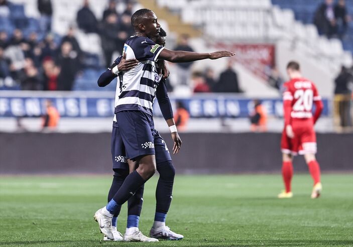 Kasımpaşa, evinde Antalyaspor'u yendi