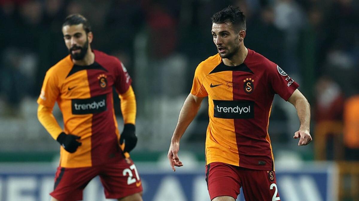 Leo Dubois&#039;dan hakem Zorbay Küçük&#039;e tepki: Ayağımın kırılması mı gerekiyordu