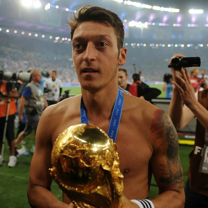 Mesut Özil'den veda sonrası ilk açıklamalar