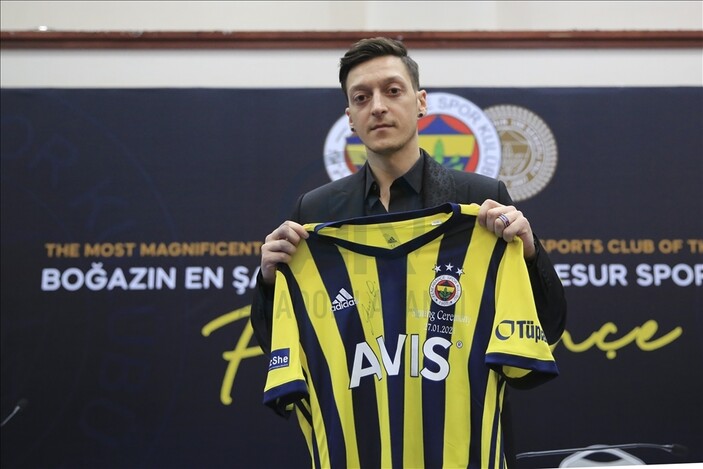 Mesut Özil'den veda sonrası ilk açıklamalar