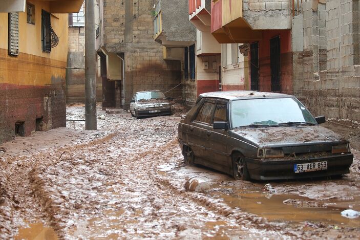Önce deprem sonra sel vurdu! Şanlıurfa'da afetin şiddeti gözler önüne serildi