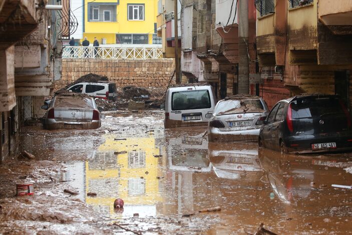Önce deprem sonra sel vurdu! Şanlıurfa'da afetin şiddeti gözler önüne serildi