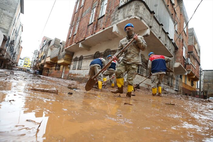 Önce deprem sonra sel vurdu! Şanlıurfa'da afetin şiddeti gözler önüne serildi