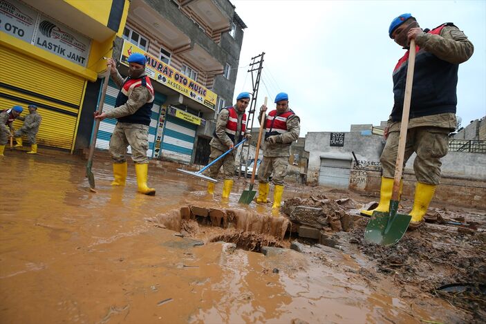 Önce deprem sonra sel vurdu! Şanlıurfa'da afetin şiddeti gözler önüne serildi