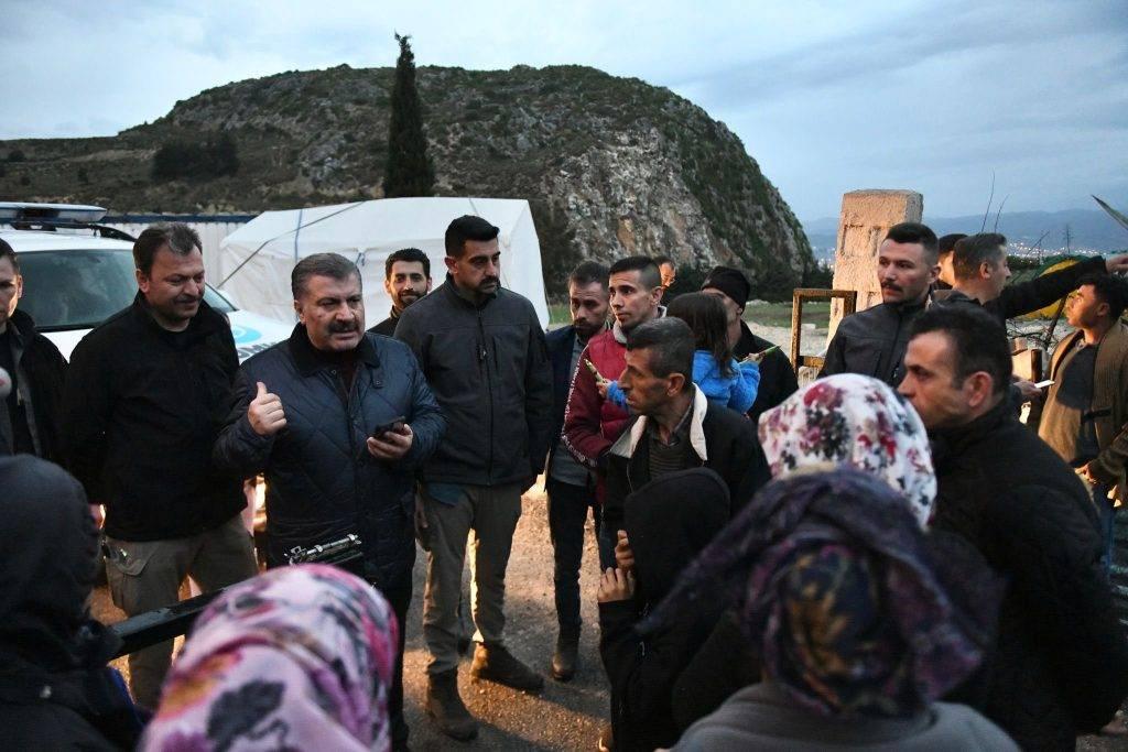 Sağlık Bakanı Koca: Tıp ‘Bayramı’ Olmayan bir 14 Mart Yaslıyız!
