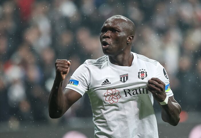 Şenol Güneş: Çok pozisyon ürettik bu maçta
