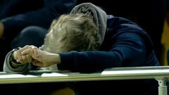 Sevinçten ne yapacağını şaşırdı! Fenerbahçe taraftarı Jesus'un elini tutarsa...