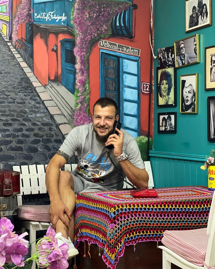 Sosyal medya sallandı! Fenomen Aleyna Eroğlu gözyaşları içinde paylaştı: Eski futbolcudan şiddet gördü