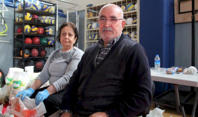 Adıyaman'da 14 yakınını kaybeden 70 yaşındaki adam Antalya'da yardıma koştu