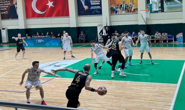 Çayırova Belediyesi geçit vermedi