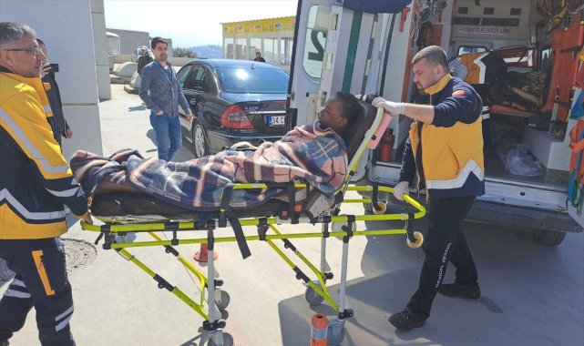 Düzensiz göçmenler Yuninastan'dan itildi! 38'i kurtuldu, 4'nün cesedine ulaşıldı...