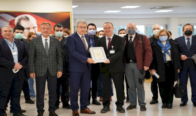 Ege, Türkiye’de YÖKAK Tam Akreditasyonu alan İlk Devlet Üniversitesi Oldu