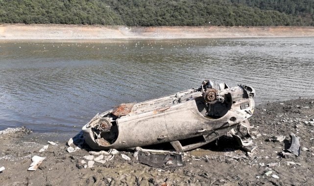 İstanbul'da su boyutu! Yüzeye çıkan çöpler kaldırılmadı