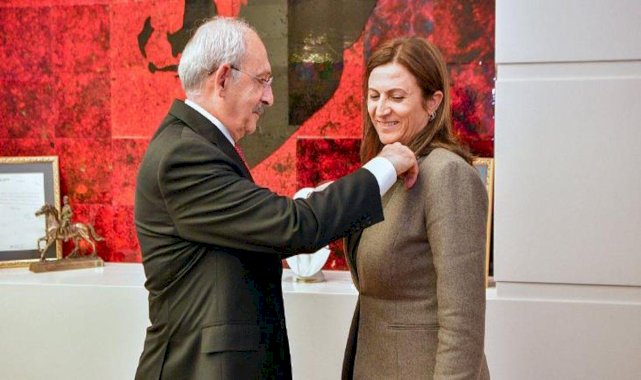 Silahlı saldırıda hayatını kaybeden Diyarbakır Baro Başkanı Tahir Elçi'nin eşi CHP'ye katıldı!