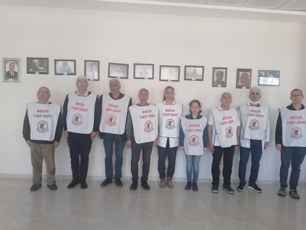 TTB ve Tabip Odalarından COVID-19 ve Depremde Yitirilen Sağlıkçılara Vefa