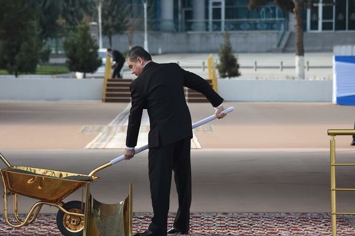 Türkmenistan'ın milli liderinden Türkiye'ye dayanışma mesajı