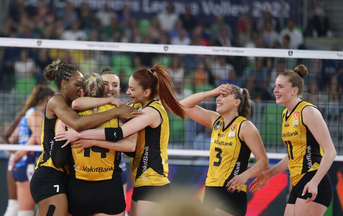 VakıfBank CEV Kadınlar Şampiyonlar Ligi'nde yarı finalde