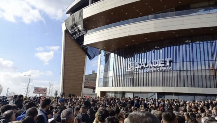 Yeniden Refah Partisi'nden Saadet Partisi'ne tepki: Bu utancı yaşatanları asla unutmayın