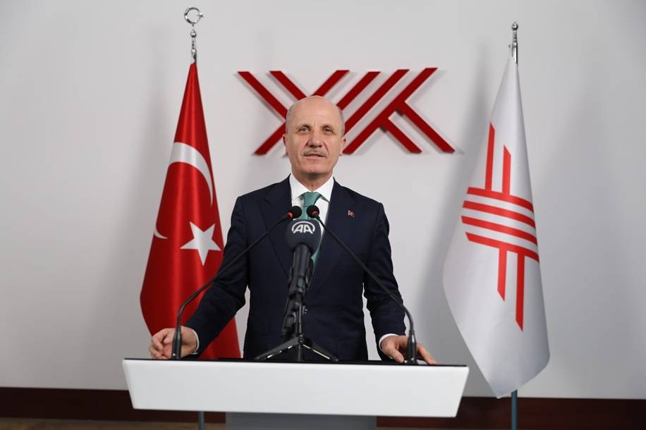 YÖK’ün Üniversitelerde Hibrit Eğitim Kararına, Eğitim Sen’den Tepki