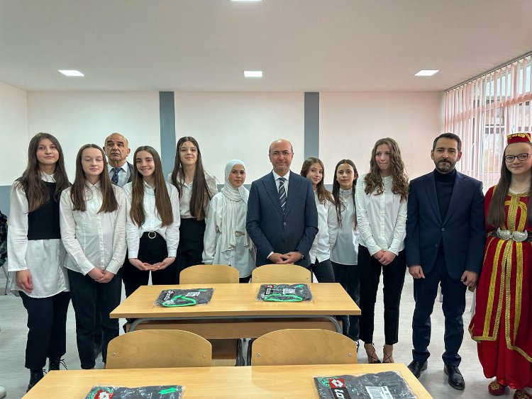 Bosna ile bağlar kuvvetleniyor... Saraybosna'da Türkçe Sınıfı açıldı