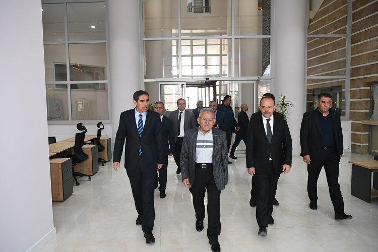 Memduh Büyükkılıç'tan KASKİ'ye ziyaret