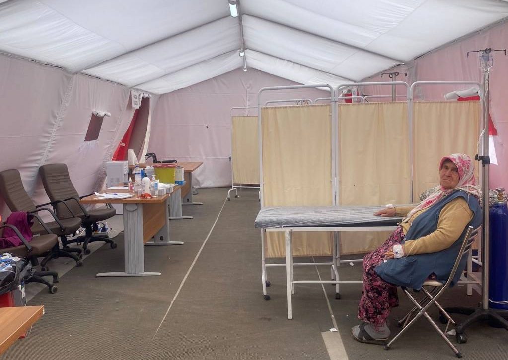 TTB’den ‘Depremzede Hekimler ve Sağlık Çalışanları Dinlendirilmelidir!’ Vurgusu!