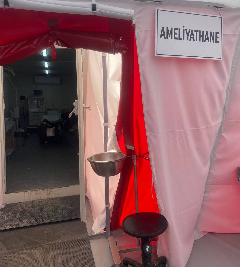 TTB’den ‘Depremzede Hekimler ve Sağlık Çalışanları Dinlendirilmelidir!’ Vurgusu!