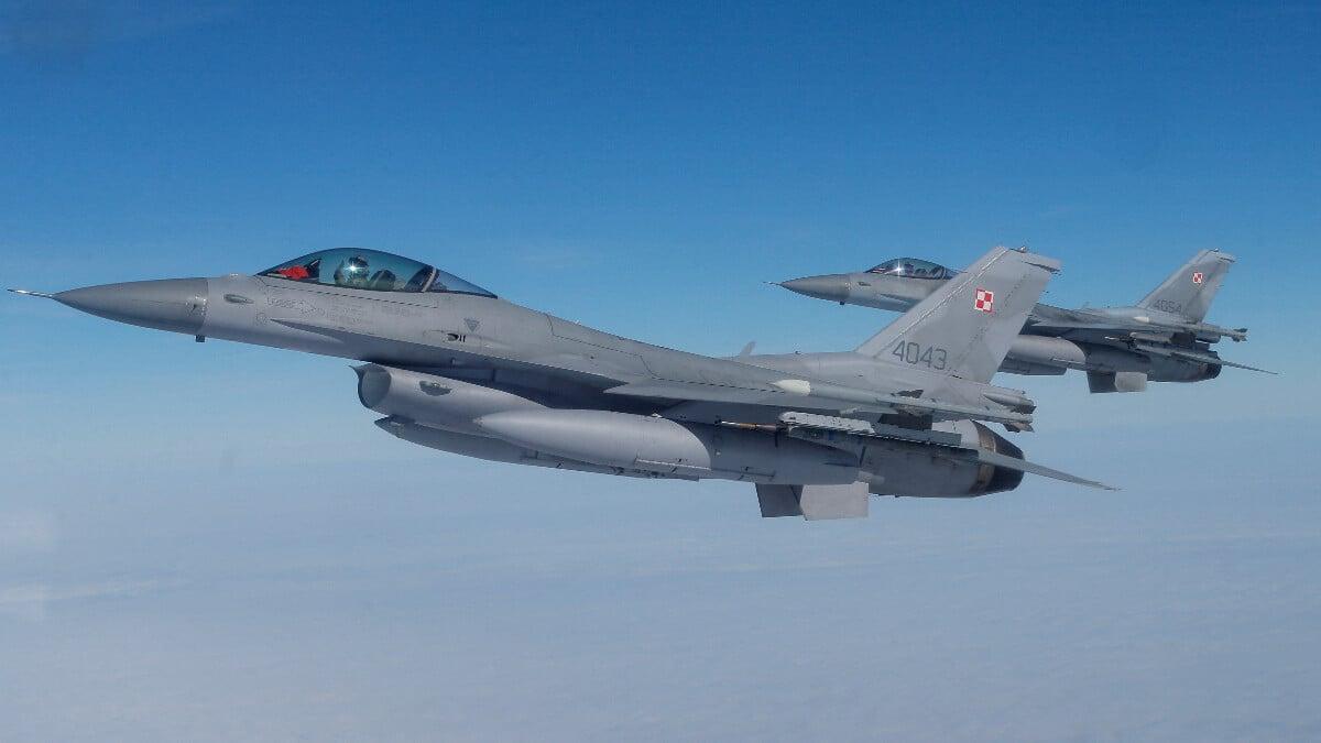 Avrupa Birliği: Ukraynalı pilotlar, F-16 eğitimine başladı