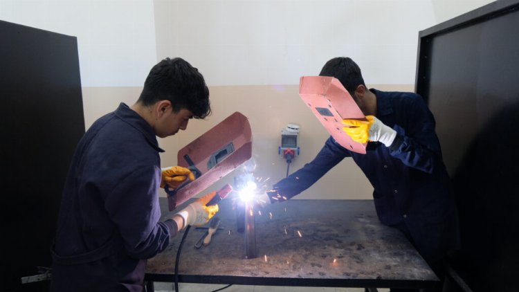 Bingöl’de fabrika gibi okul