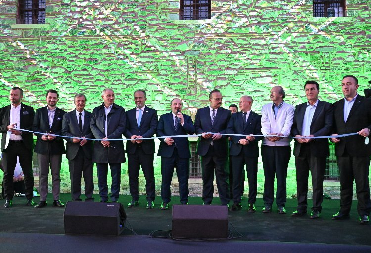 Bursa'da tarih değerini buluyor