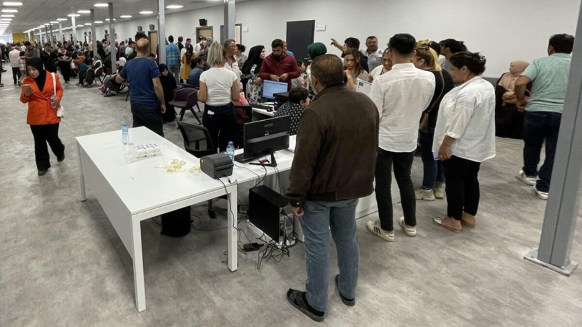 Defne Devlet Hastanesi&#039;nde hasta yoğunluğu yaşanıyor