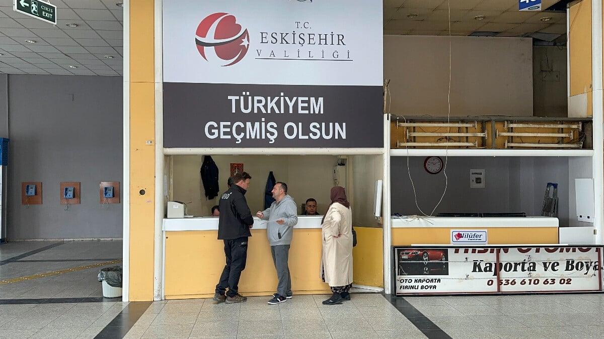 Eskişehir&#039;de bulunan depremzedeler seçim için memleketlerine dönüyor