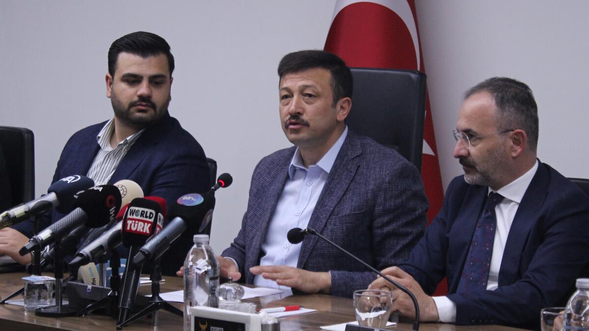 Hamza Dağ İzmir'de 5 yıl içerisinde hayata geçirilecek projeleri anlattı