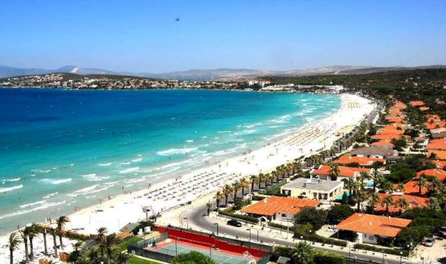 Çeşme’de ‘Kriz’ Patladı: Sağlıkçılar Barınamıyor, Mecburi İstikamet Köyler!